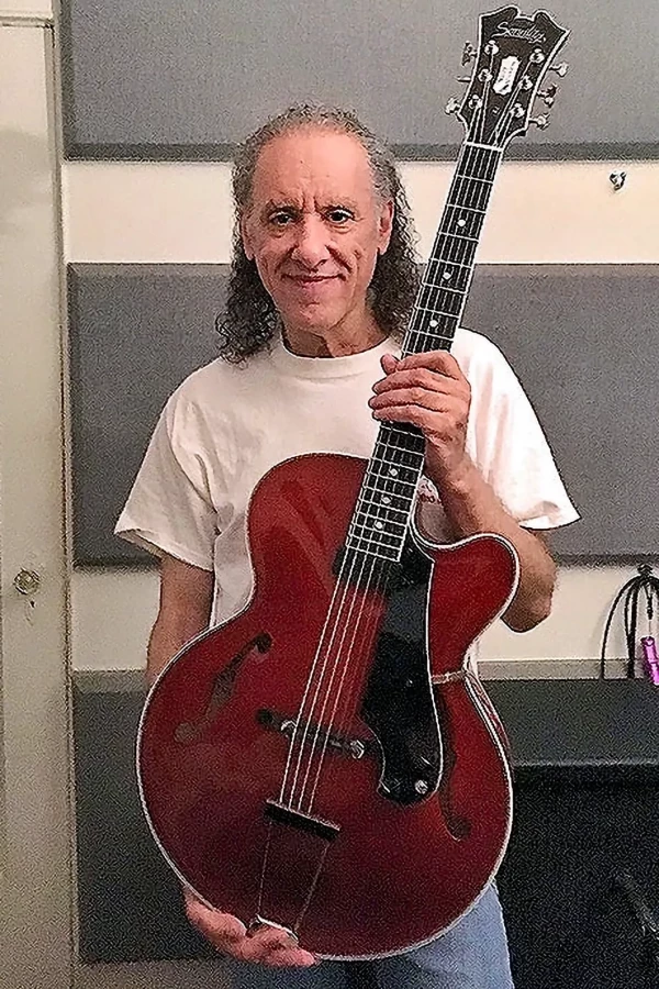 Scott Henderson